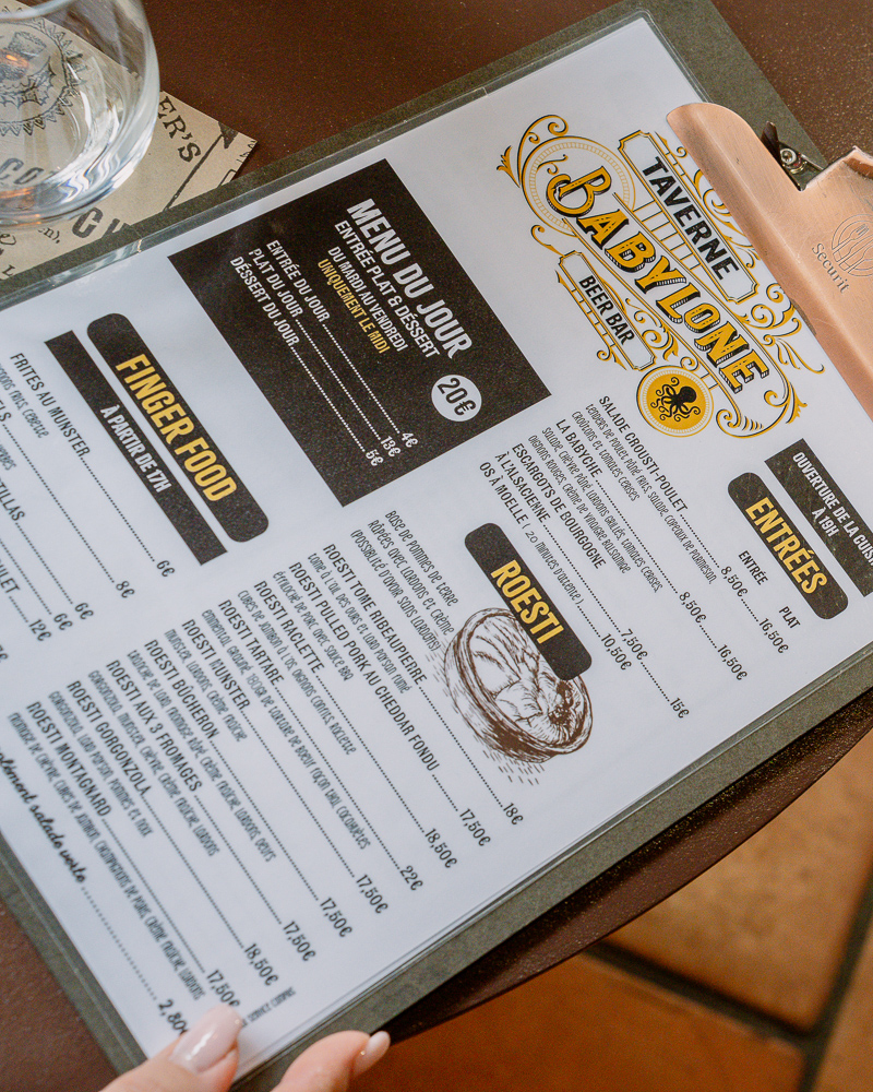 Salle du Babylone Beer Bar